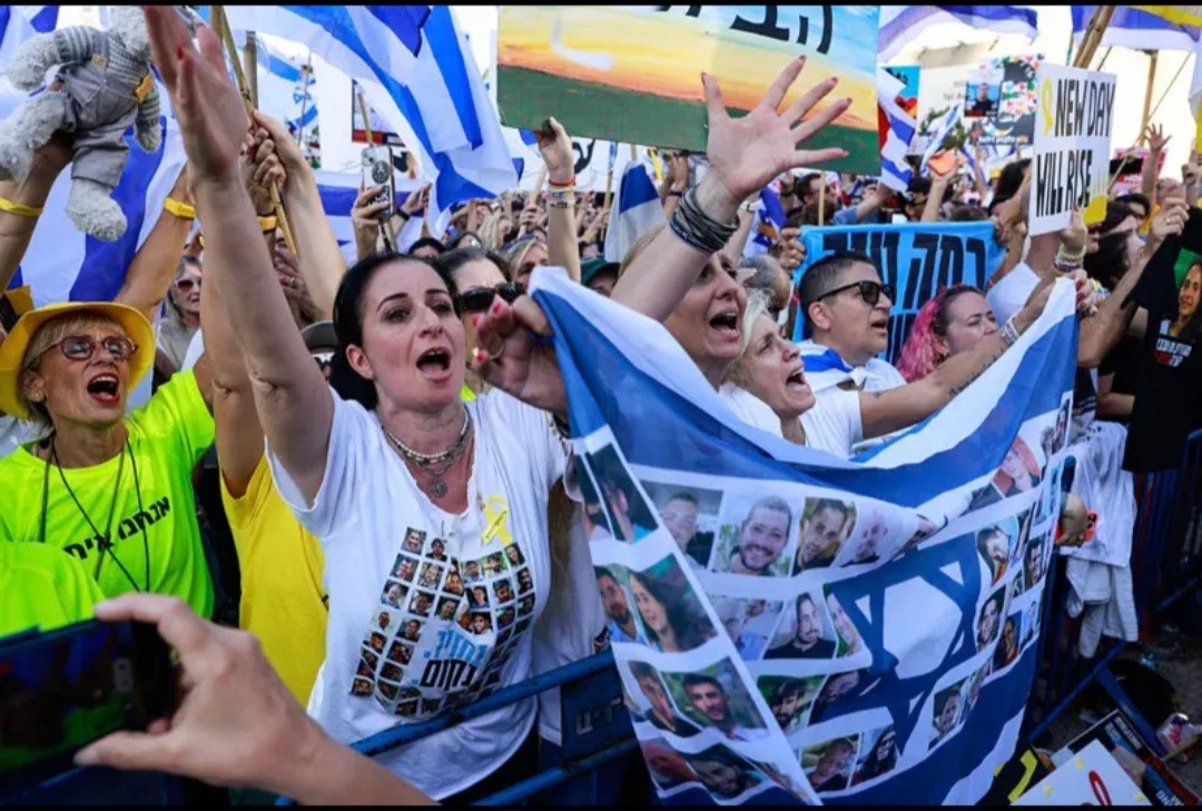 Israel–Hamas truce: Donald Trump says “the war is over” as first hostages return to Israel